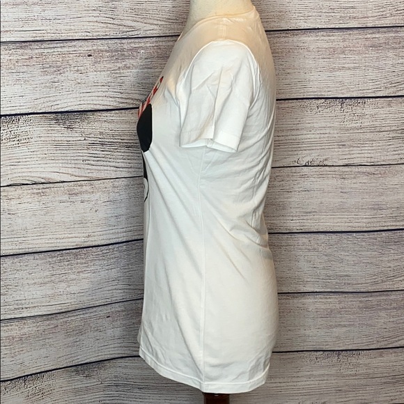 DISNEY MINNIE MOUSE WHITE GRAPHIC T-SHIRT SIZE MEDIUM - Picture 2 of 4